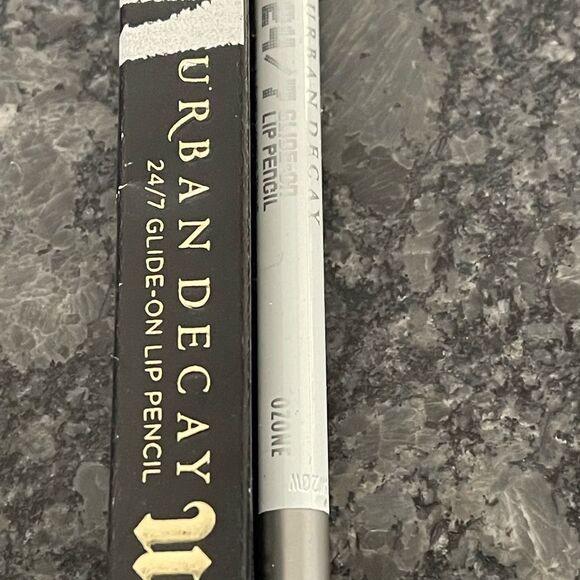 Urban Decay 24/7 Glide On Waterproof Lip Liner pick your shade lasting hydrating - Picture 6 of 10